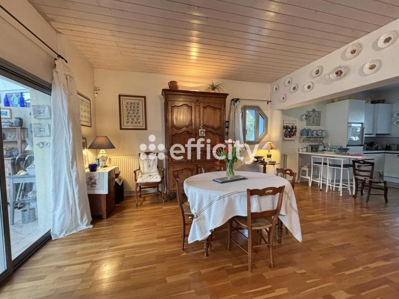 Maison - 130 m² - 7 pièces