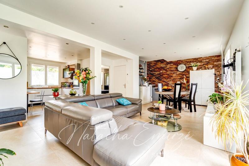 Maison - 135 m² - 6 pièces