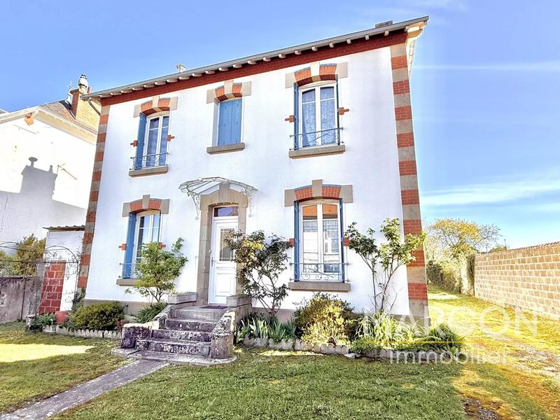 Maison de village - 95 m² - 4 pièces