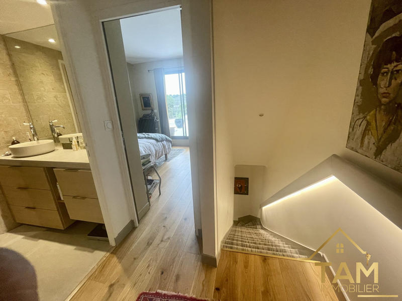 Maison - 165 m² - 6 pièces