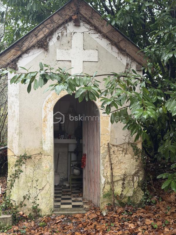 Propriété - 179 m² - 10 pièces