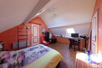 Maison - 530 m² - 20 pièces