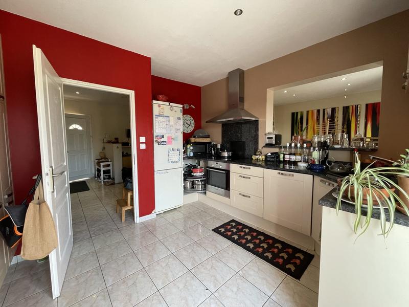 Maison - 140 m² - 6 pièces