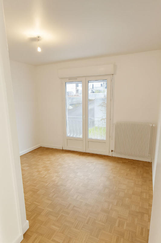 Appartement - 98 m² - 5 pièces