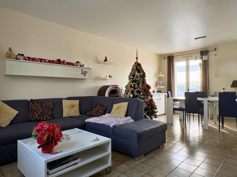 Maison - 98 m² - 4 pièces