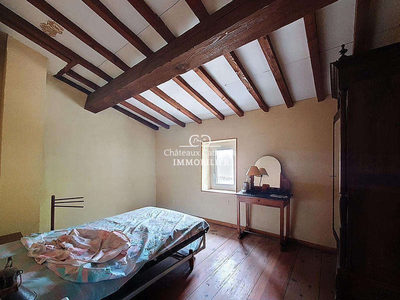 Maison ancienne - 193 m² - 7 pièces