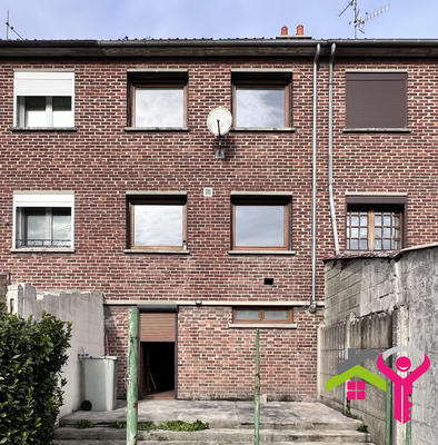 Maison - 80 m² - 4 pièces