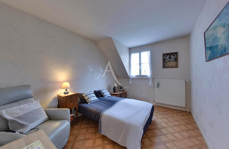 Appartement - 83 m² - 4 pièces