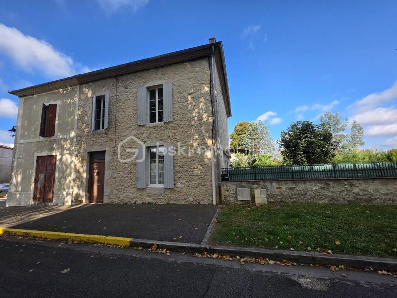 Maison en pierre - 130 m² - 5 pièces