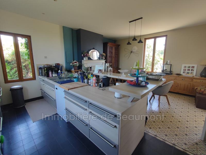 Maison - 184 m² - 8 pièces