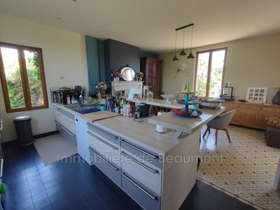 Maison - 184 m² - 8 pièces