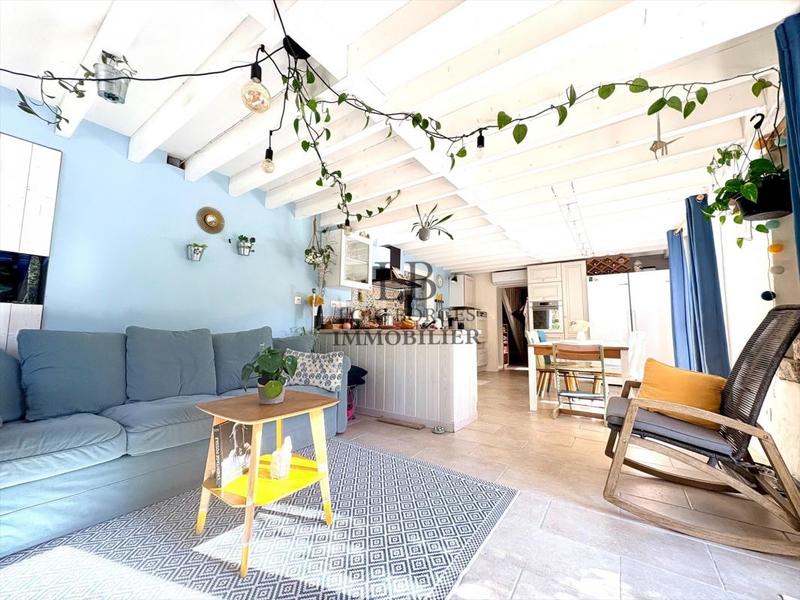 Maison - 90 m² - 4 pièces