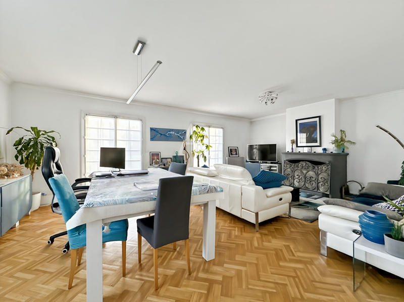 Maison - 196 m² - 6 pièces