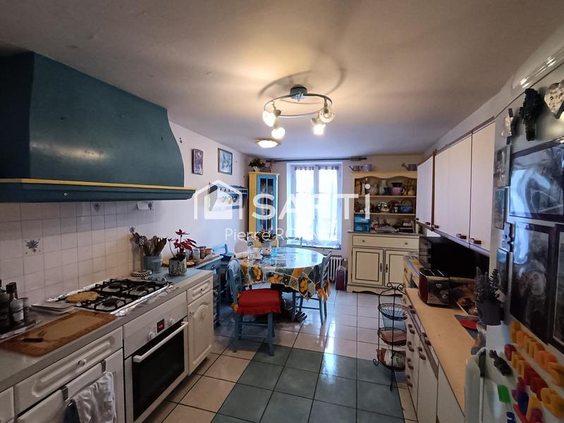 Maison - 150 m² - 7 pièces