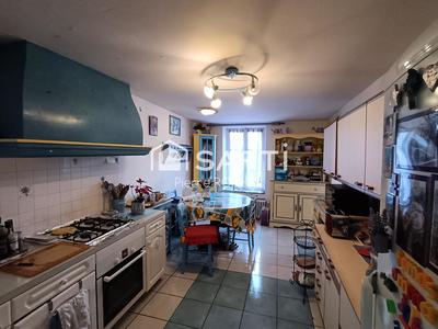 Maison - 150 m² - 7 pièces