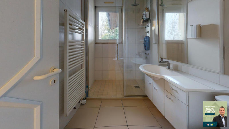 Maison - 390 m² - 12 pièces