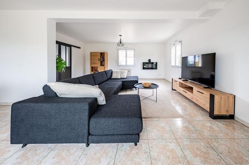 Maison - 169 m² - 8 pièces