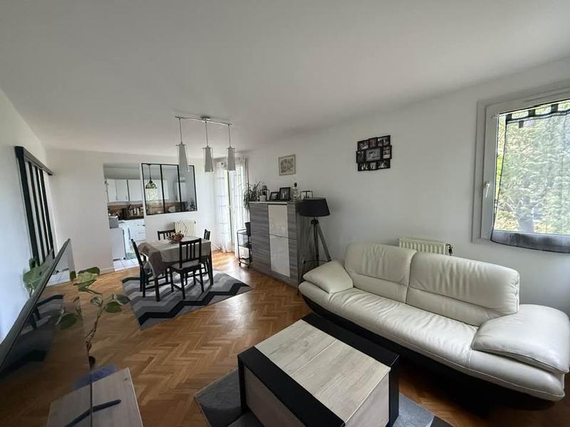 Appartement - 72 m² - 3 pièces