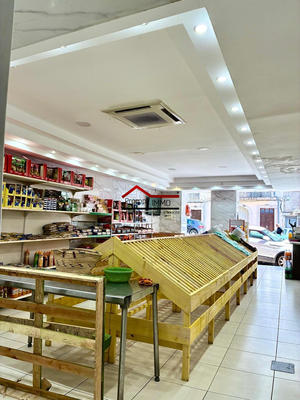 Local commercial - 150 m²