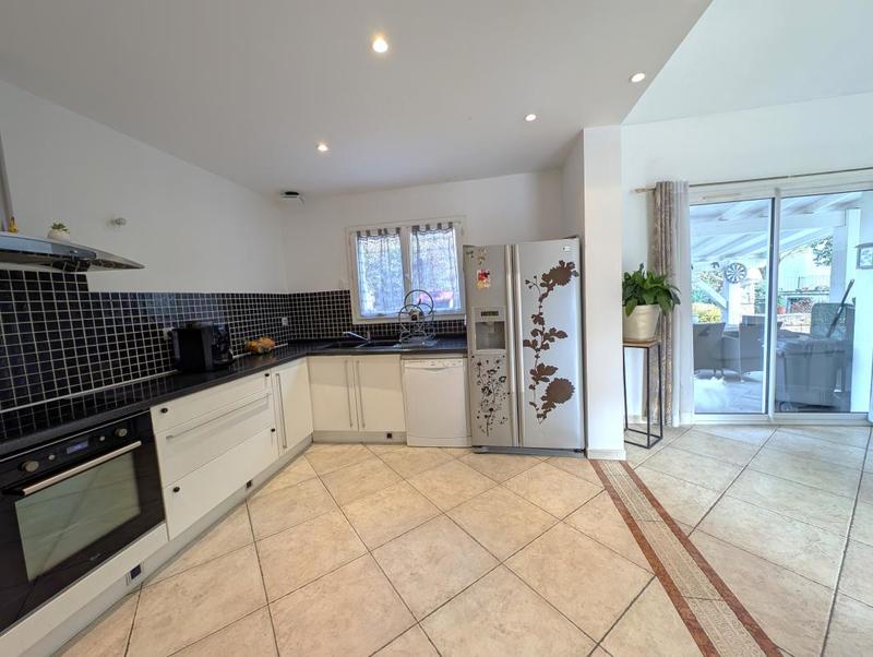 Villa - 150 m² - 6 pièces