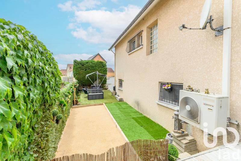 Maison - 91 m² - 5 pièces