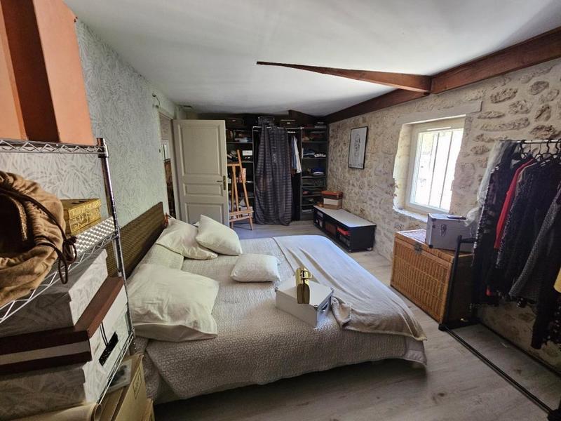 Moulin - 240 m² - 8 pièces