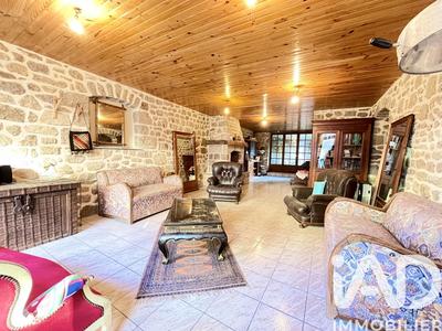 Maison de village - 184 m² - 7 pièces