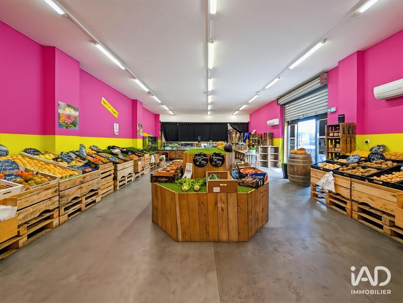 Local commercial - 200 m²