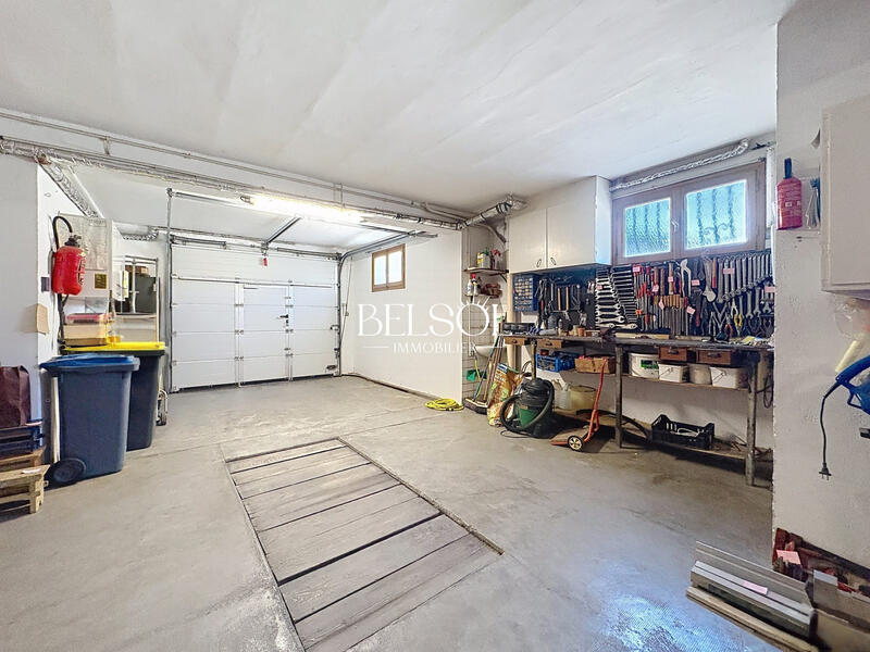 Maison traditionnelle - 120 m² - 5 pièces