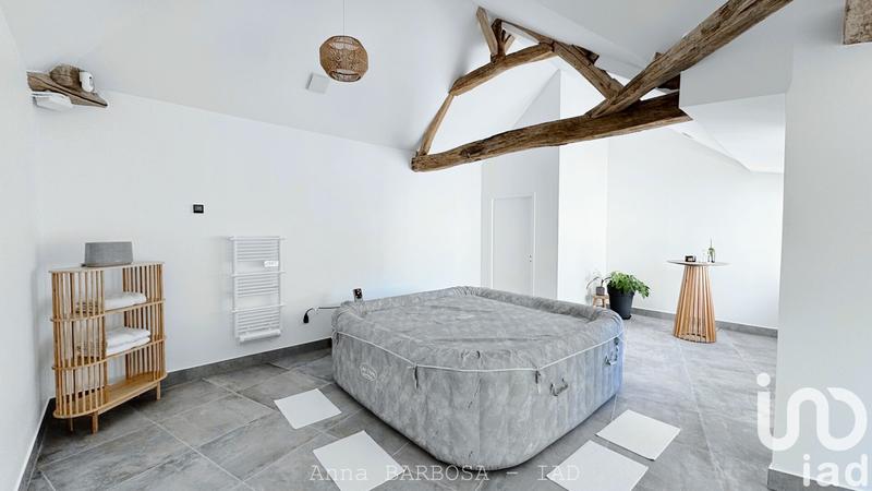 Maison - 361 m² - 7 pièces