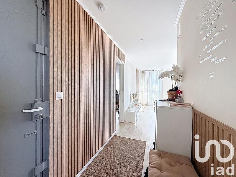 Appartement - 98 m² - 5 pièces