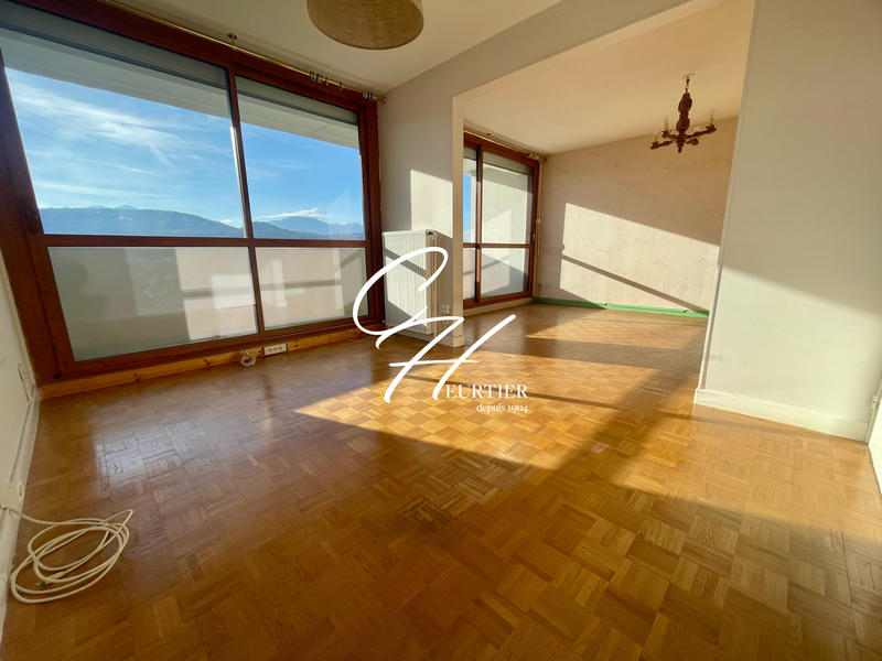 Appartement - 74 m² - 4 pièces