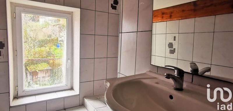 Maison - 180 m² - 9 pièces