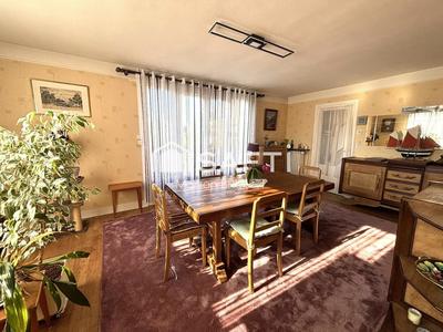 Maison - 131 m² - 5 pièces