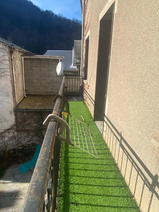 Maison - 340 m² - 7 pièces