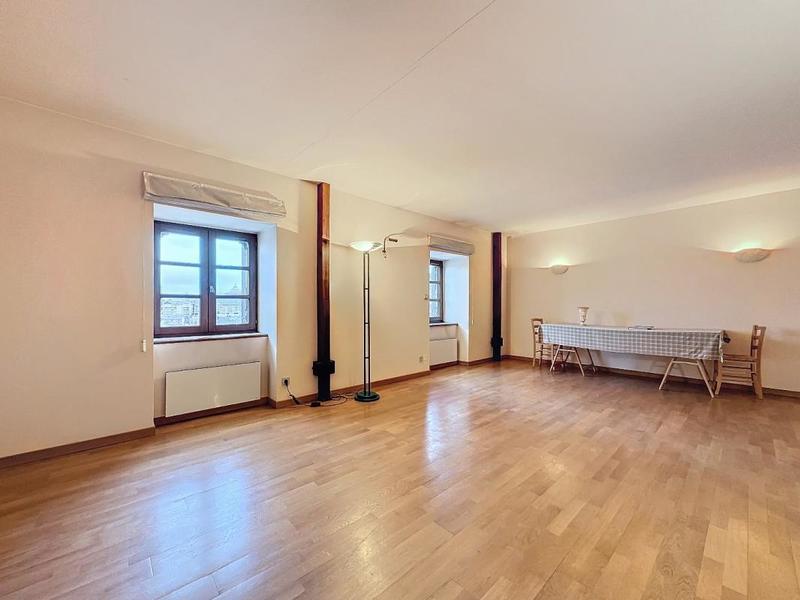 Appartement - 112 m² - 4 pièces