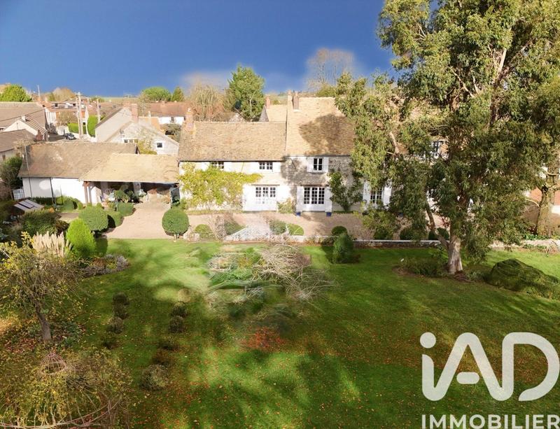 Maison de village - 265 m² - 10 pièces