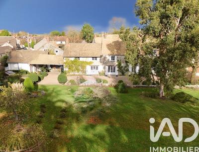 Maison de village - 265 m² - 10 pièces