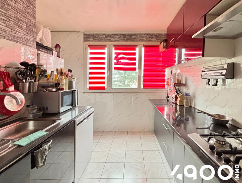 Appartement - 83 m² - 5 pièces