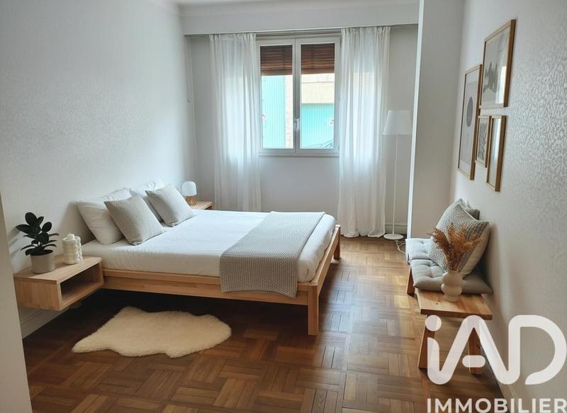 Appartement - 77 m² - 3 pièces