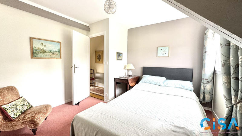 Maison - 80 m² - 5 pièces