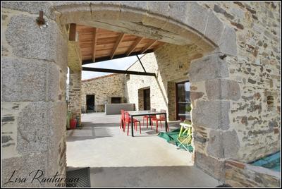 Grange - 162 m² - 6 pièces