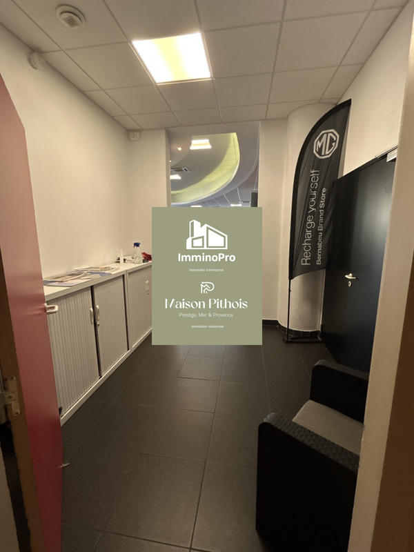 Local commercial - 310 m²