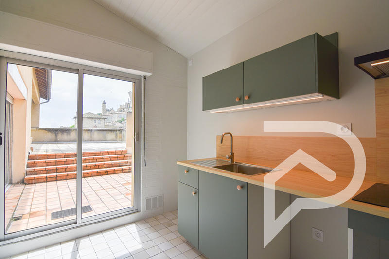 Appartement - 124 m² - 4 pièces