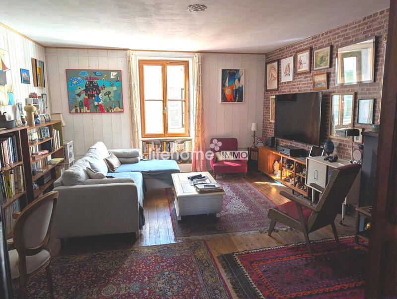 Maison ancienne - 156 m² - 6 pièces