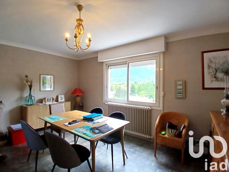 Maison - 93 m² - 5 pièces