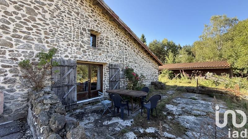 Maison - 214 m² - 7 pièces