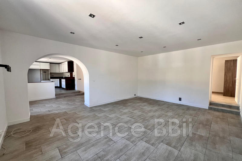 Maison - 84 m² - 4 pièces