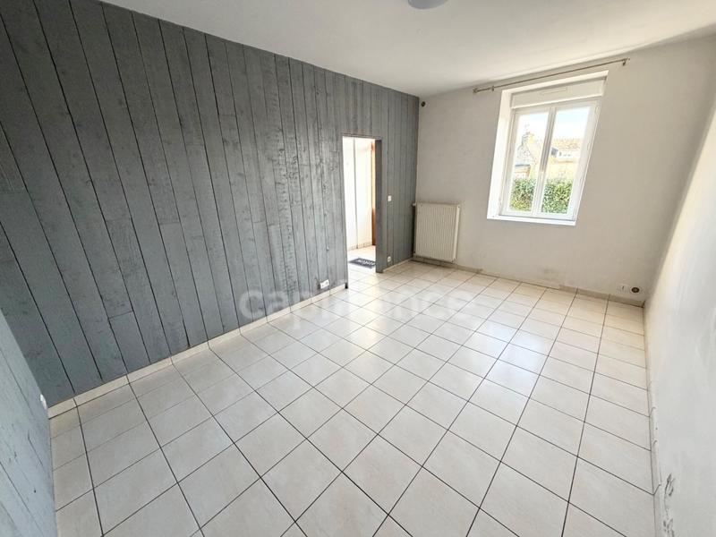 Maison de village - 80 m² - 5 pièces