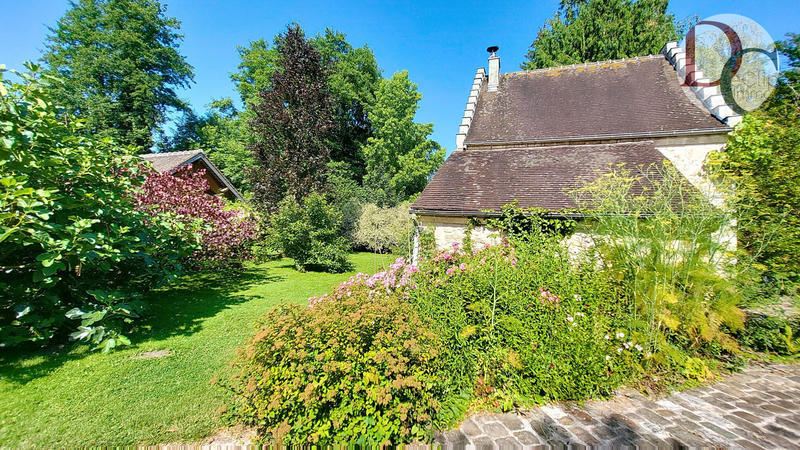 Maison - 286 m² - 10 pièces